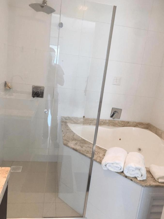 Cobertura Com Belissima Vista Para O Mar E Jacuzzi Itapema Esterno foto
